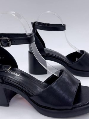 Aukštakulnės basutės Leather